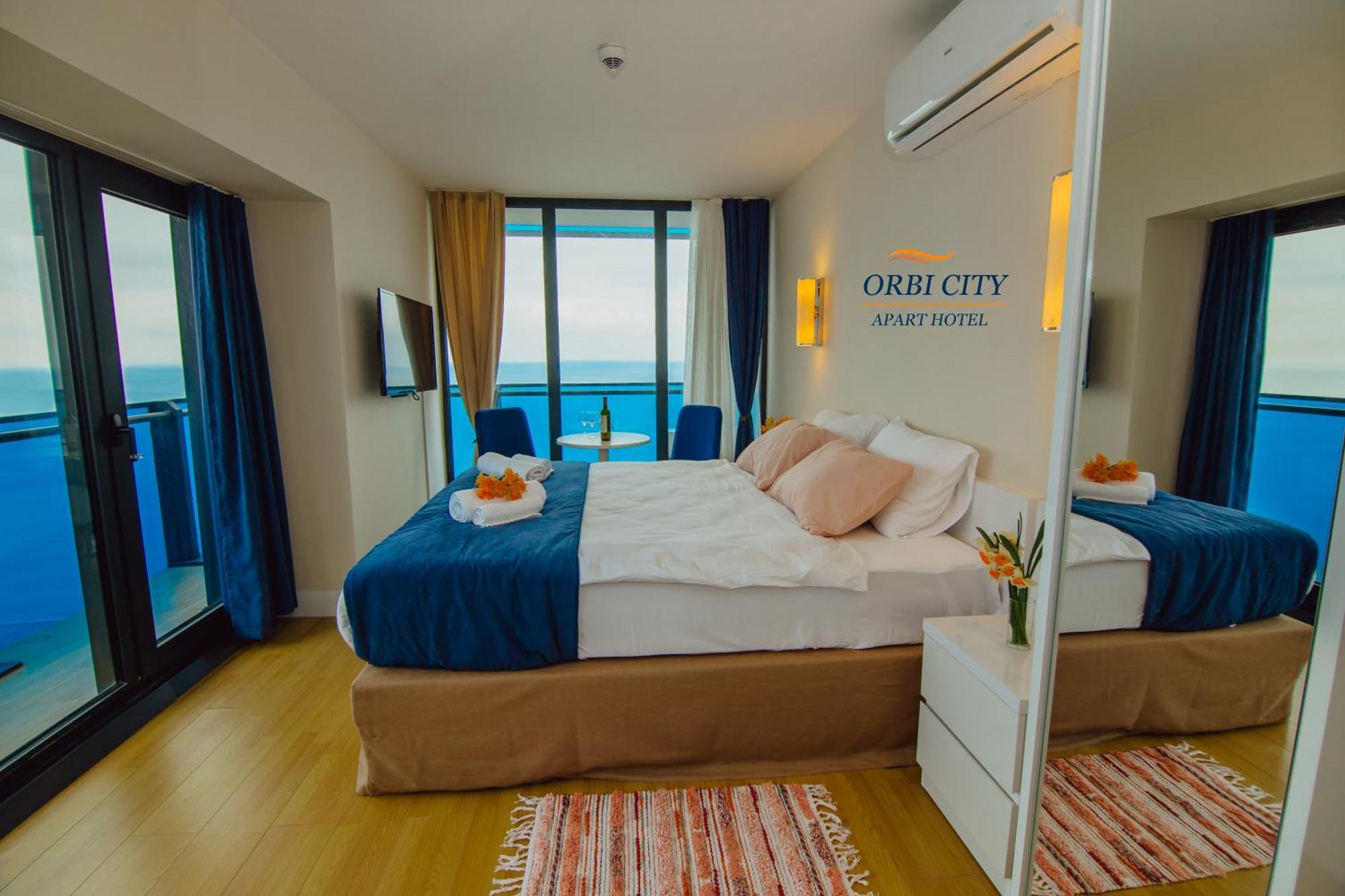 Apart-Hotel Orbi City Batoemi Buitenkant foto