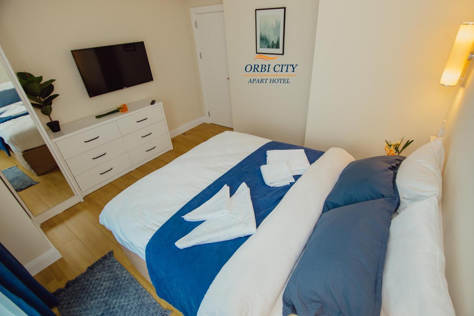Apart-Hotel Orbi City Batoemi Buitenkant foto